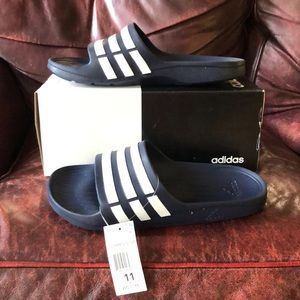 ADIDAS Duramo Slide Men’s size 11